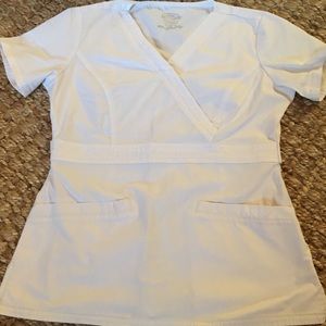 Cherokee scrub top